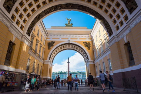 Фотошпалери вхід на площу