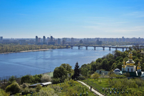 Фотошпалери міст через річку